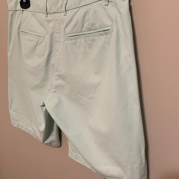Gap Boyfriend Roll-Up shorts, size 6 - Picture 8 of 9